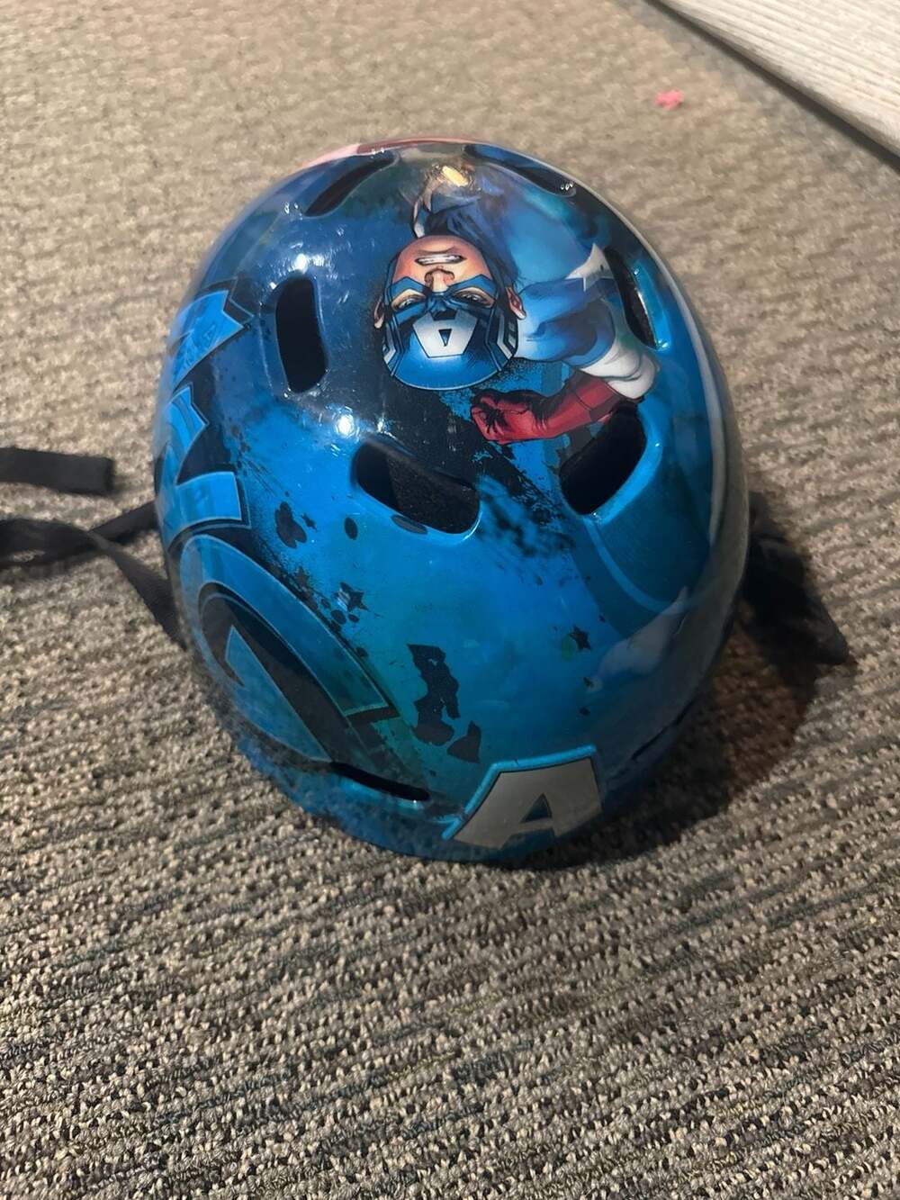 Like New Avengers Multisport Helmet - Child 5+ (51-54 cm)